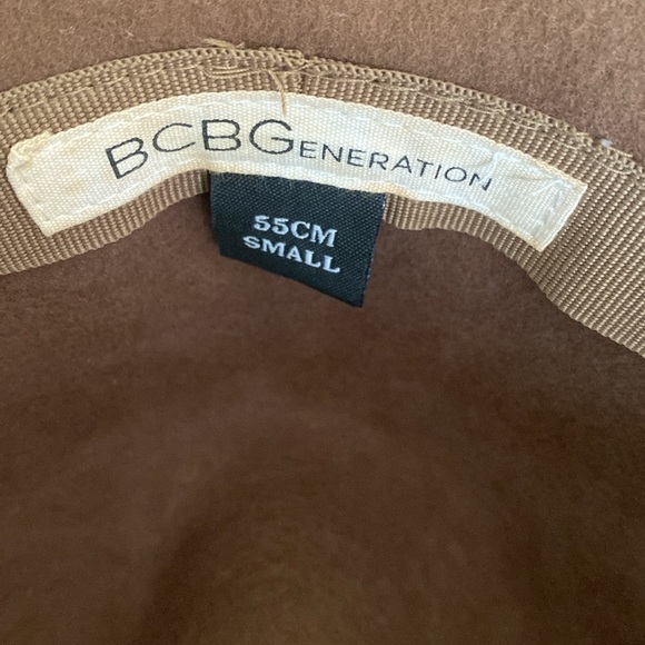 BCBG Generation Wool hat Sz Small - Picture 4 of 6